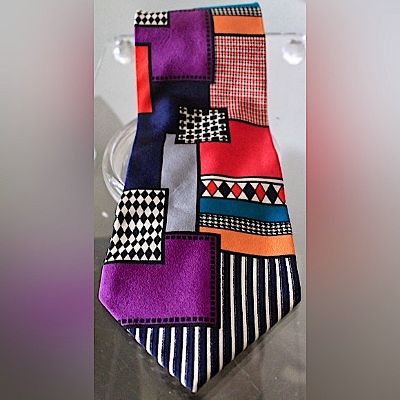 FORMAT MENS TIE VINTAGE MADE IN JAPAN SILK BLACK PURPLE RED - Picture 3 of 7